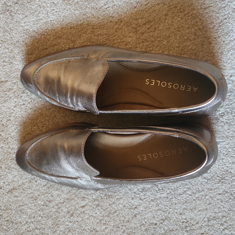 AEROSOLES Metallic Silver Loafers